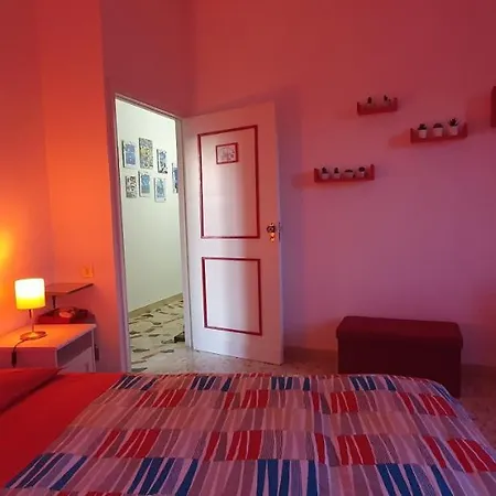 La Casina Di Jo Apartmán *
