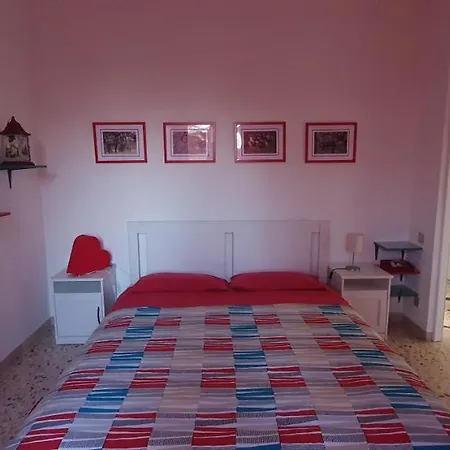 La Casina Di Jo Apartment *