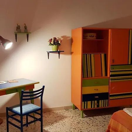 La Casina Di Jo Apartment *